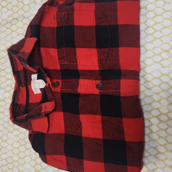 Cat and jack red Flanel, size XS 4-5 - Picture 4 of 4